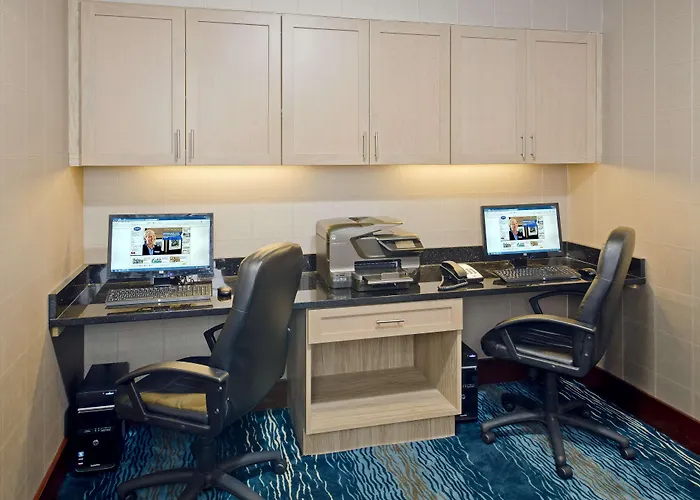 Hampton Inn & Suites Ocean City Bayfront-Convention Center