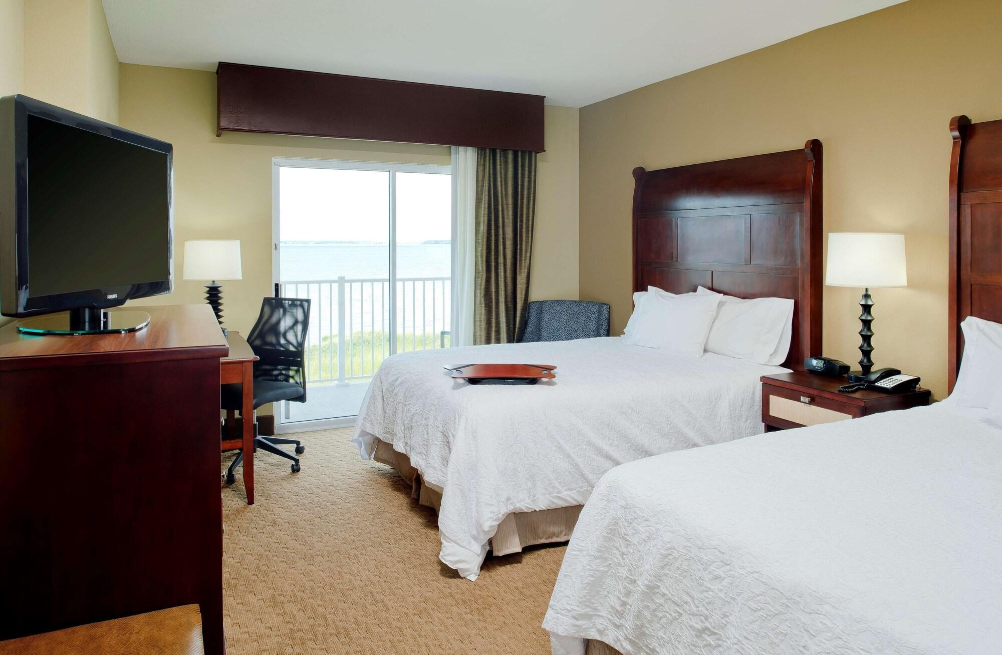 Hampton & Ocean Bayfront-convention Center