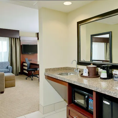 Hampton Inn & Suites Ocean City Bayfront-Convention Center Room photo