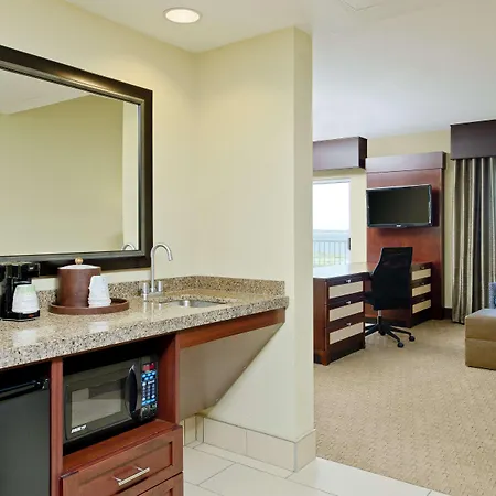 Hampton Inn & Suites Ocean City Bayfront-Convention Center Room photo