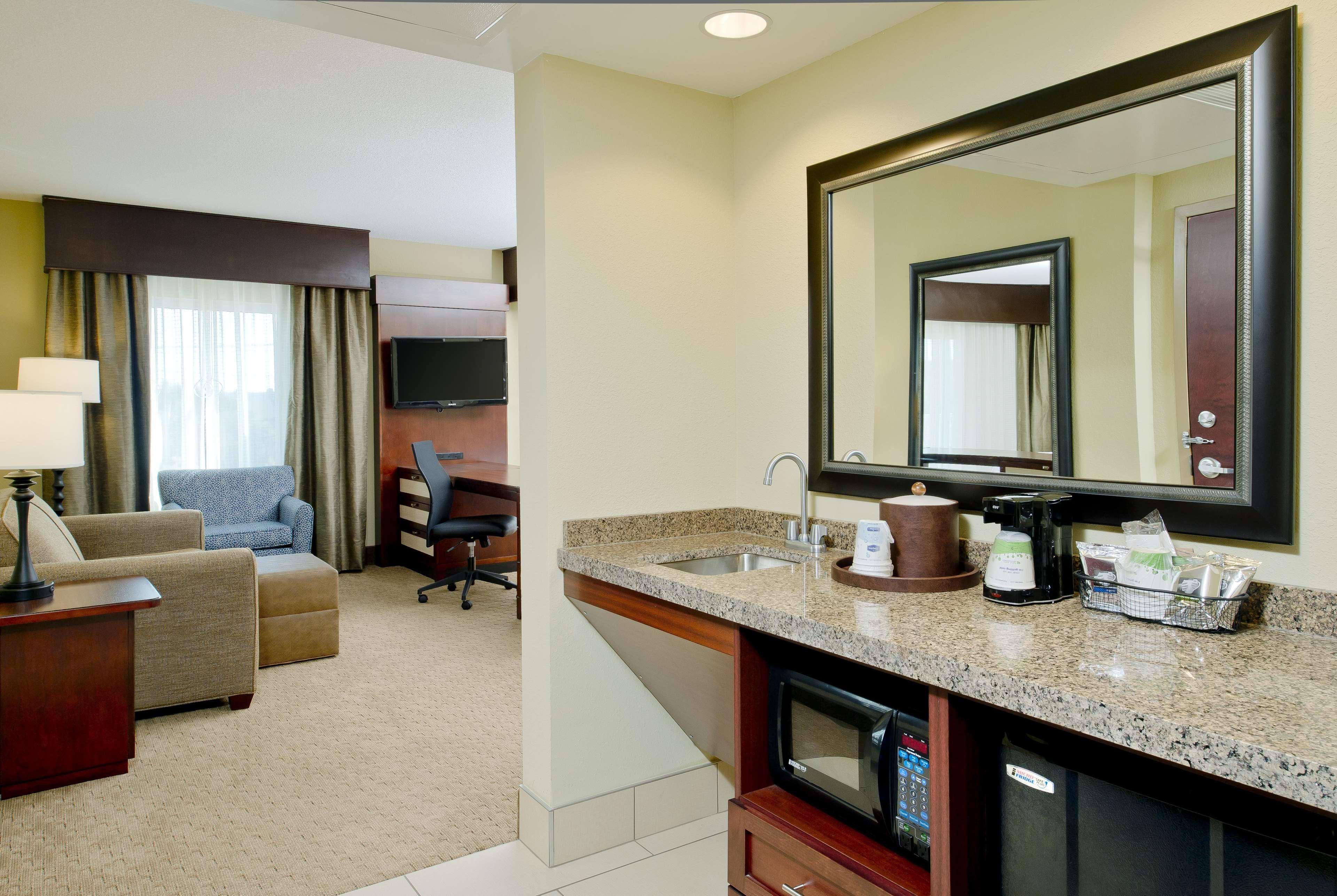 Hampton & Ocean Bayfront-convention Center 3*